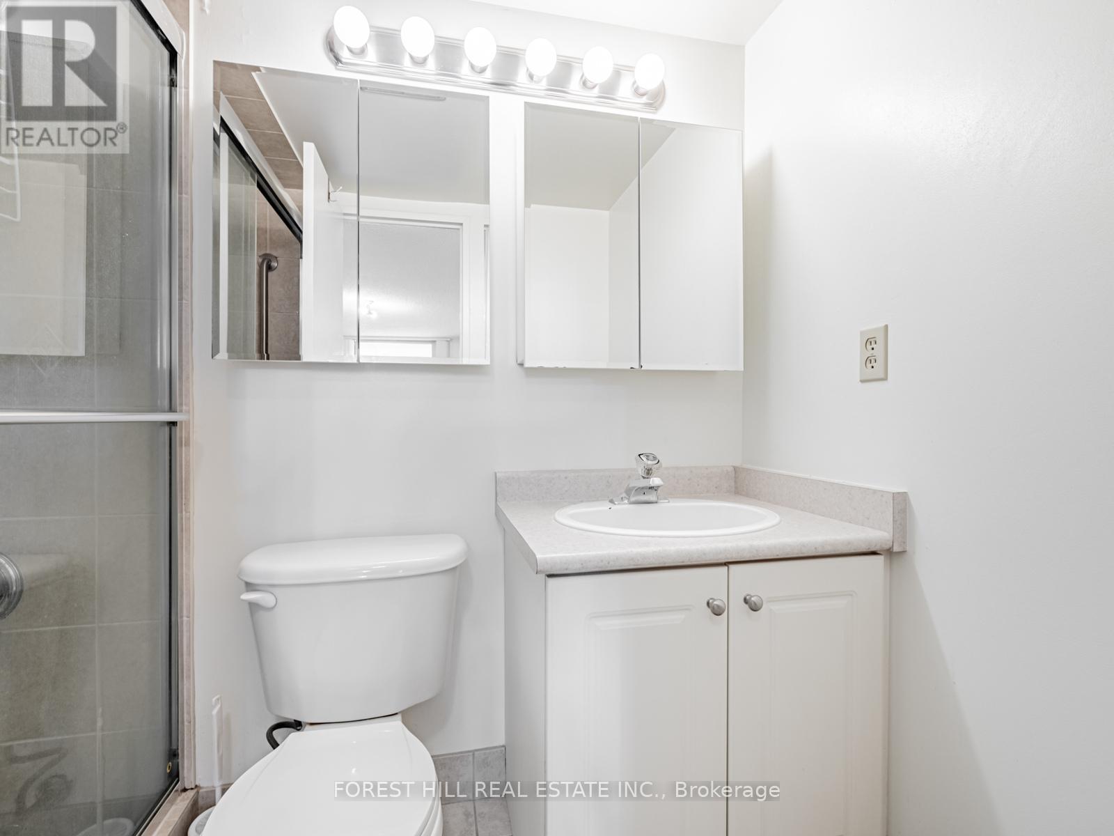 703 - 50 Quebec Avenue, Toronto, Ontario  M6P 4B4 - Photo 22 - W12550224