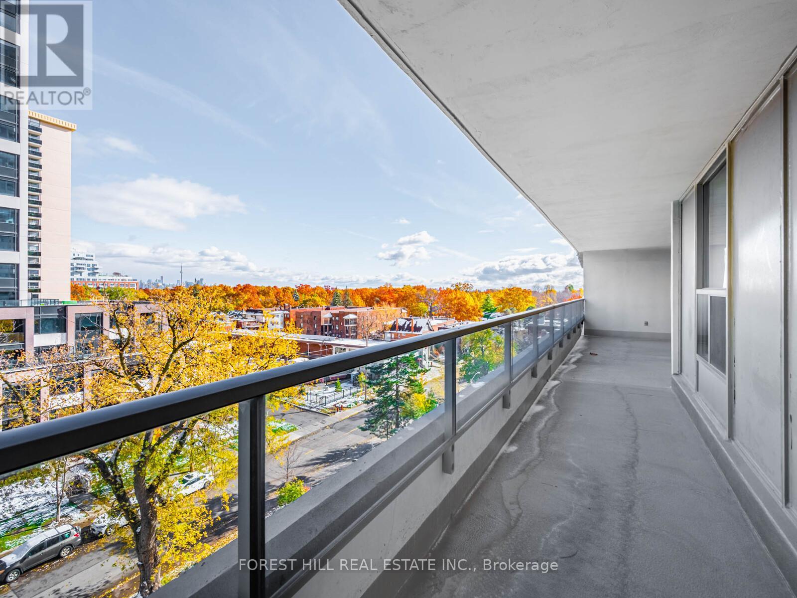 703 - 50 Quebec Avenue, Toronto, Ontario  M6P 4B4 - Photo 28 - W12550224