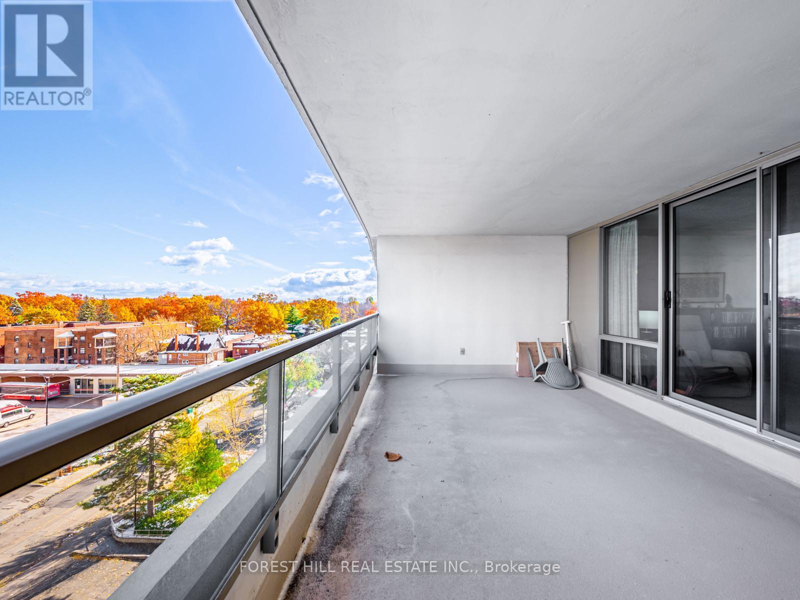 703 - 50 Quebec Avenue, Toronto, Ontario  M6P 4B4 - Photo 30 - W12550224