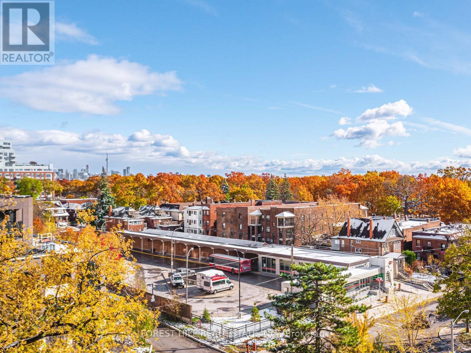 703 - 50 Quebec Avenue, Toronto, Ontario  M6P 4B4 - Photo 31 - W12550224