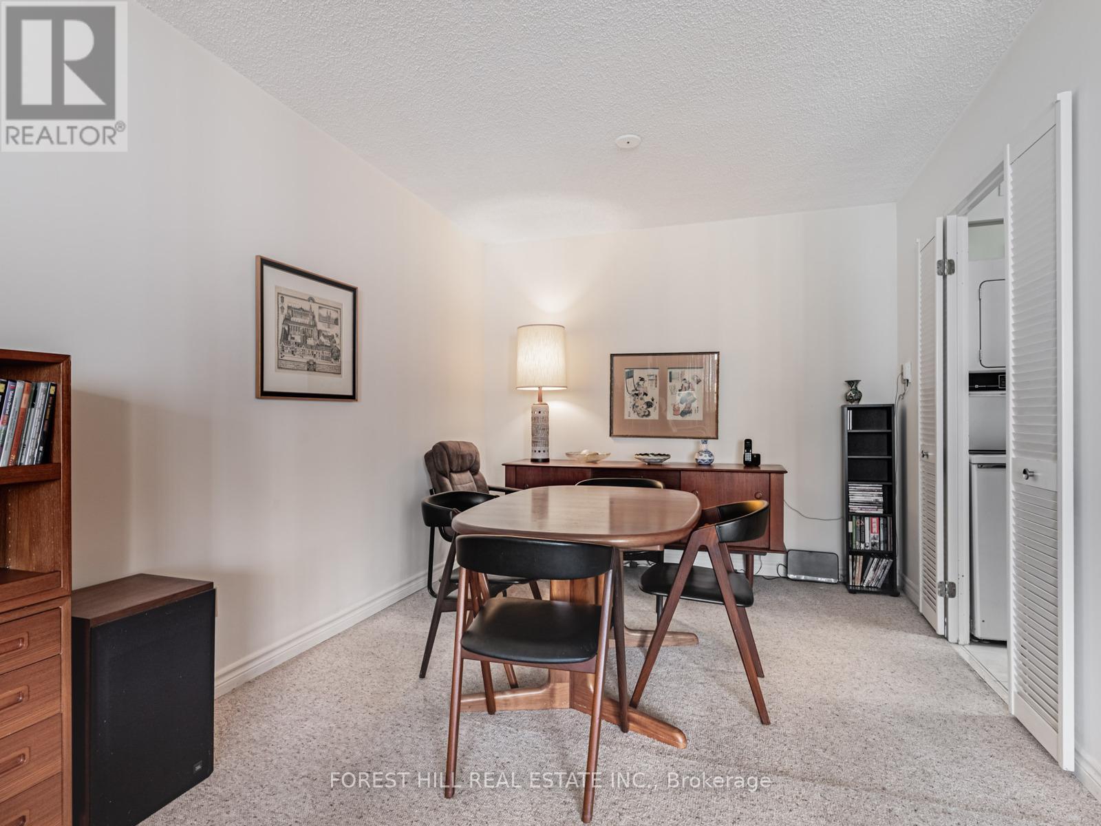 703 - 50 Quebec Avenue, Toronto, Ontario  M6P 4B4 - Photo 7 - W12550224