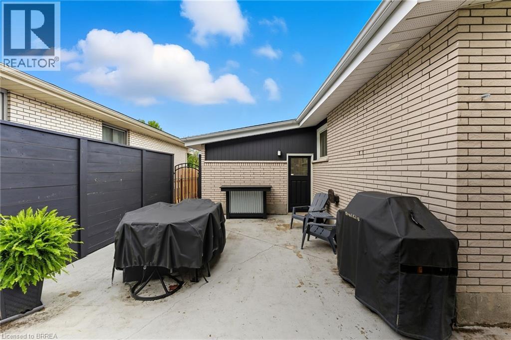 31 Buckingham Street, Brantford, Ontario  N3R 3A9 - Photo 26 - 40773764