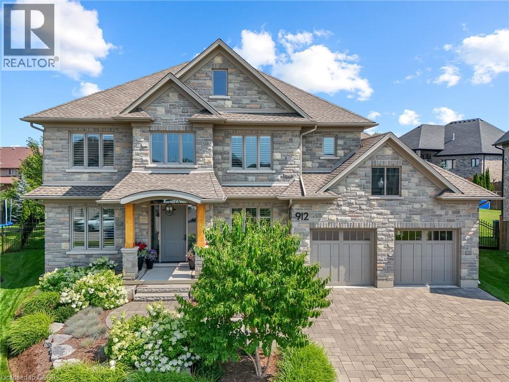 912 FALL HARVEST Court, Kitchener, Ontario