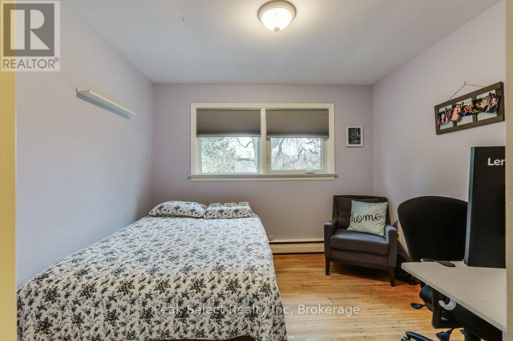 204 Buckingham St Street, London South, Ontario N5Z 3V5 - Photo 13 - X12550292