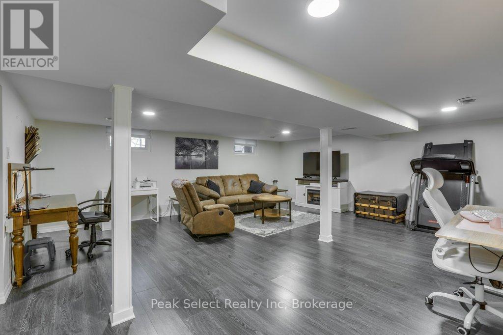 204 Buckingham St Street, London South, Ontario N5Z 3V5 - Photo 23 - X12550292