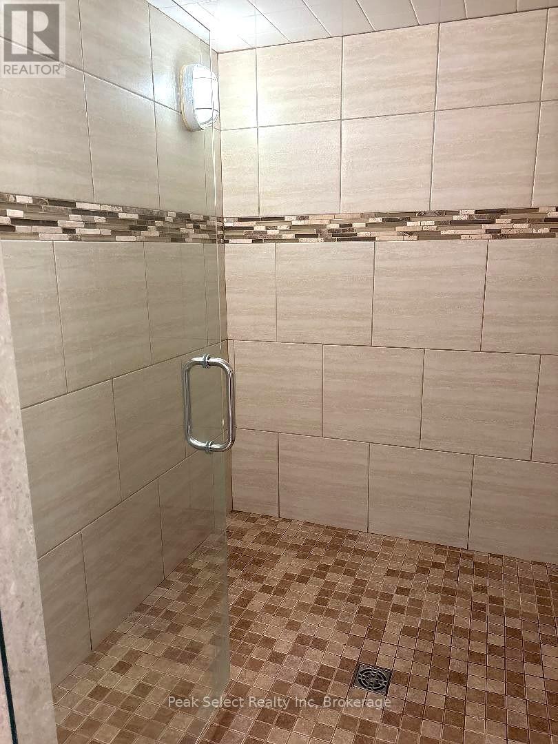 204 Buckingham St Street, London South, Ontario N5Z 3V5 - Photo 28 - X12550292