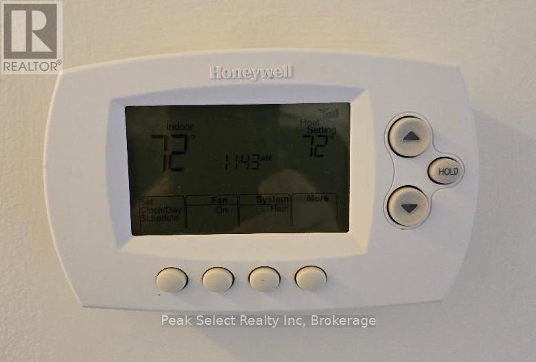 204 Buckingham St Street, London South, Ontario N5Z 3V5 - Photo 40 - X12550292