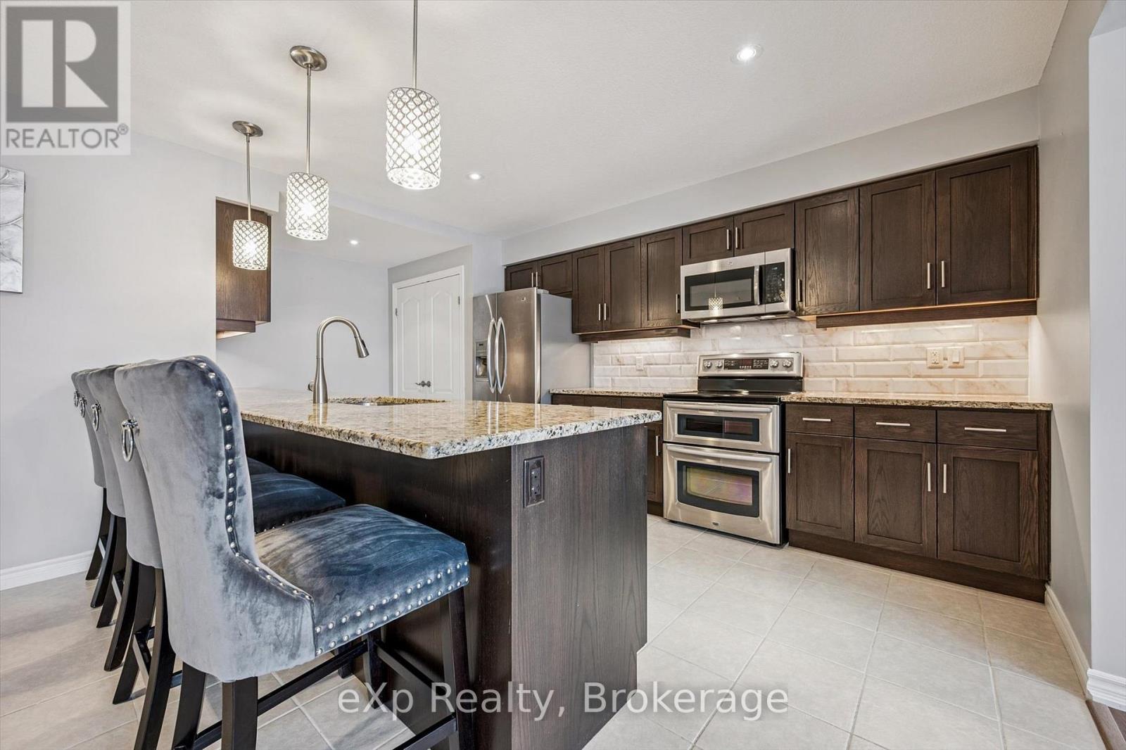 139 Couling Crescent, Guelph, Ontario N1E 0G2 - Photo 18 - X12550308