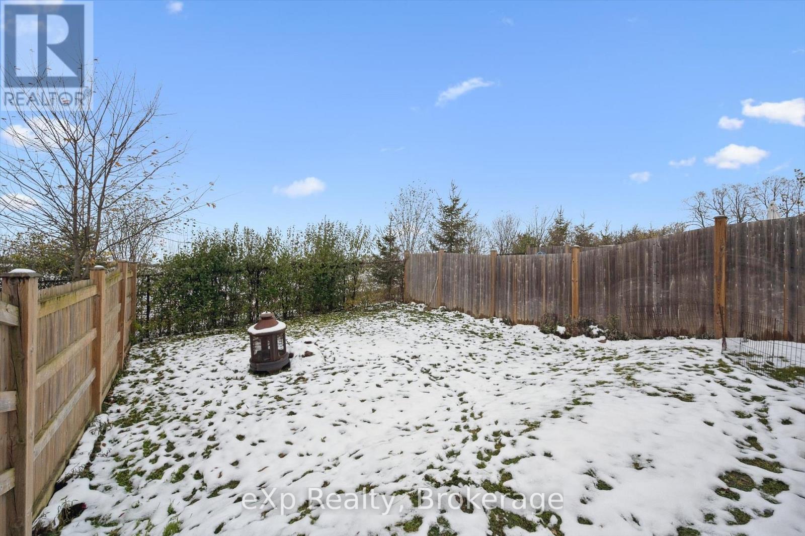 139 Couling Crescent, Guelph, Ontario N1E 0G2 - Photo 38 - X12550308