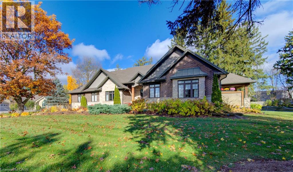 52 EDGEHILL Drive, Kitchener, Ontario