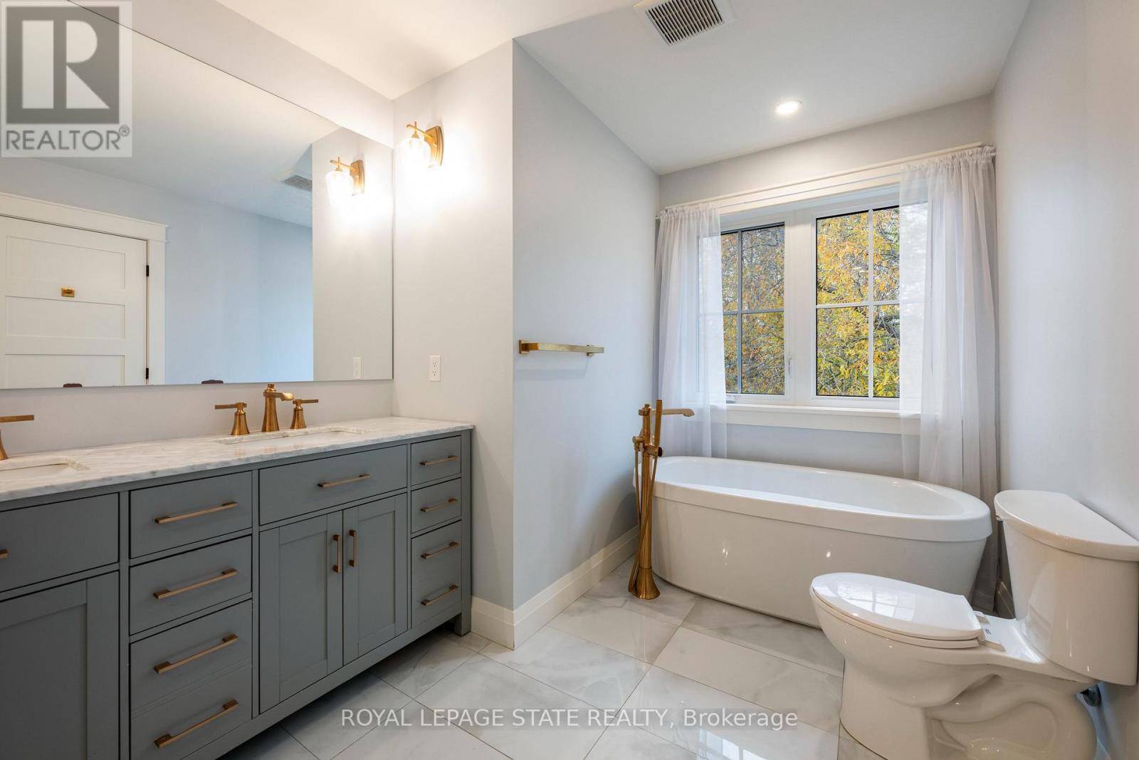 3922 Twenty Third Street, Lincoln, Ontario L0R 2C0 - Photo 42 - X12521270