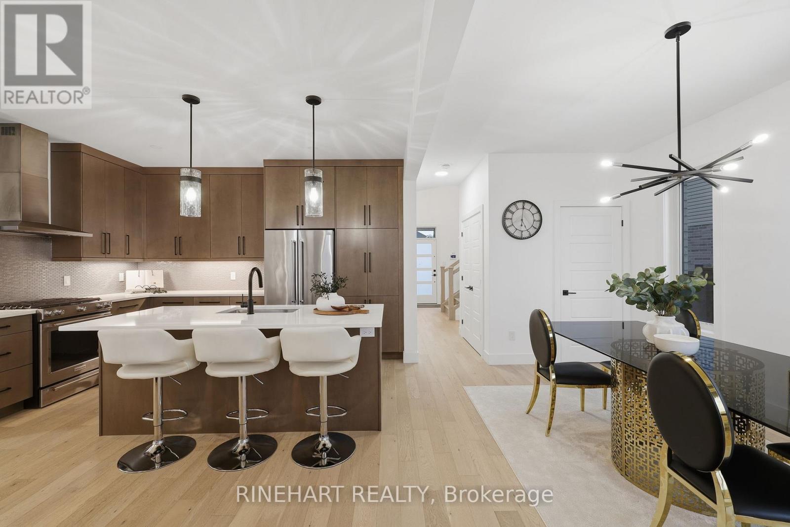 37 Evylean Court, St. Thomas, Ontario  N5R 0P6 - Photo 12 - X12550296