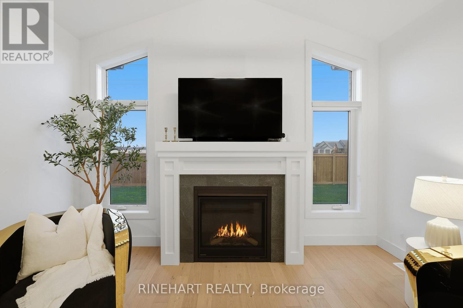 37 Evylean Court, St. Thomas, Ontario  N5R 0P6 - Photo 15 - X12550296