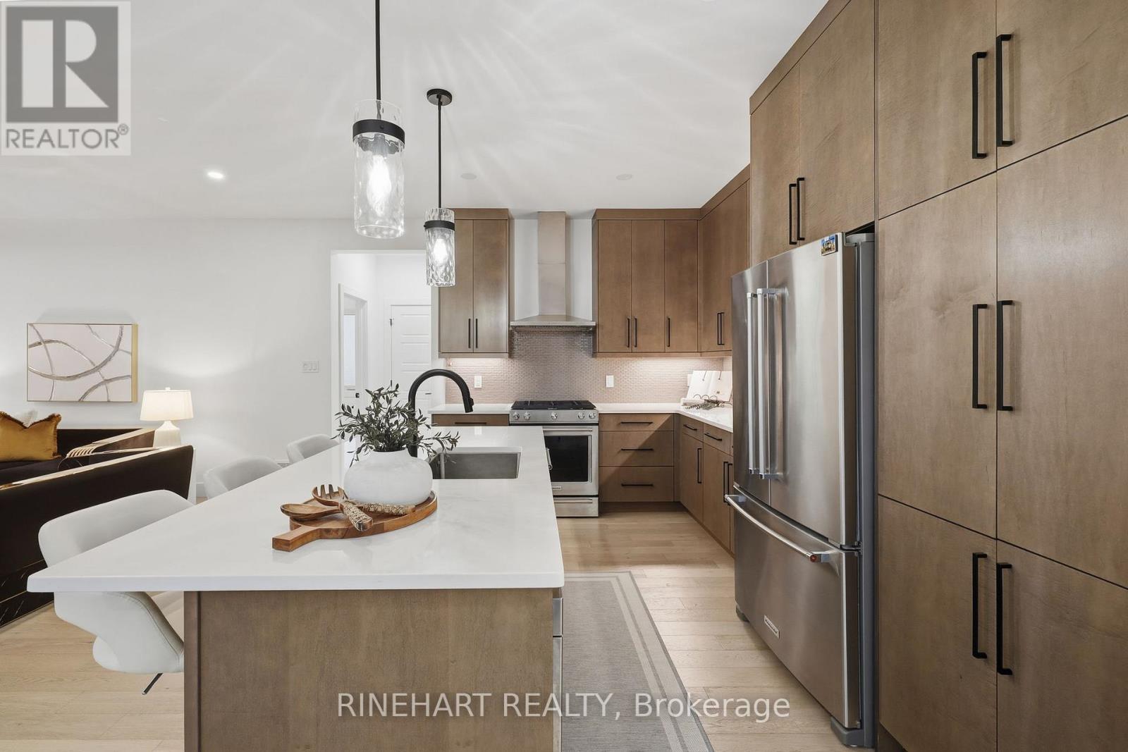 37 Evylean Court, St. Thomas, Ontario  N5R 0P6 - Photo 17 - X12550296