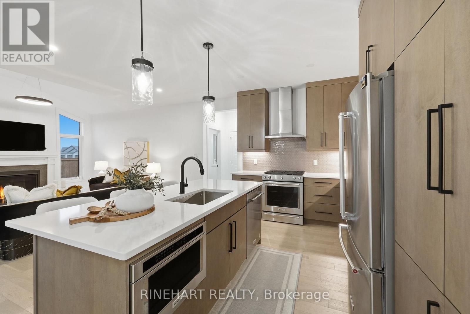 37 Evylean Court, St. Thomas, Ontario  N5R 0P6 - Photo 18 - X12550296