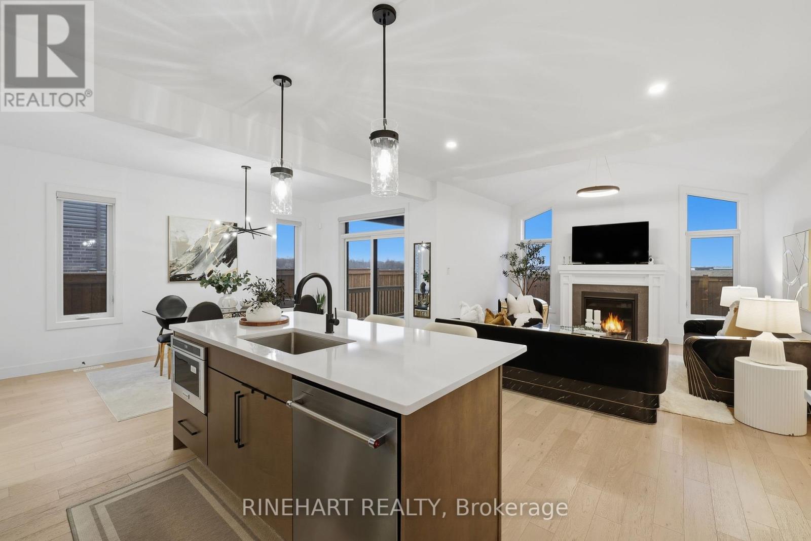 37 Evylean Court, St. Thomas, Ontario  N5R 0P6 - Photo 19 - X12550296