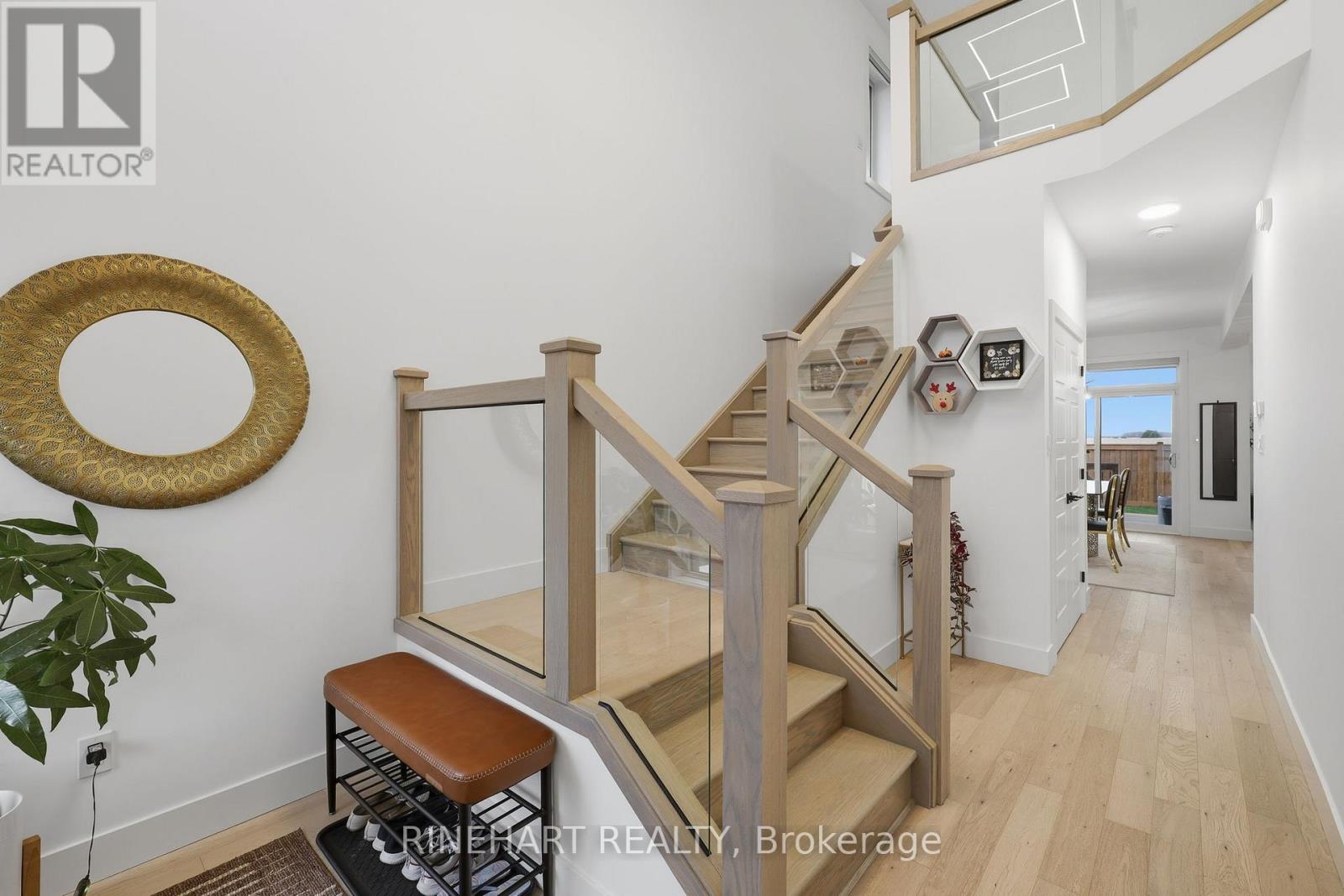 37 Evylean Court, St. Thomas, Ontario  N5R 0P6 - Photo 6 - X12550296