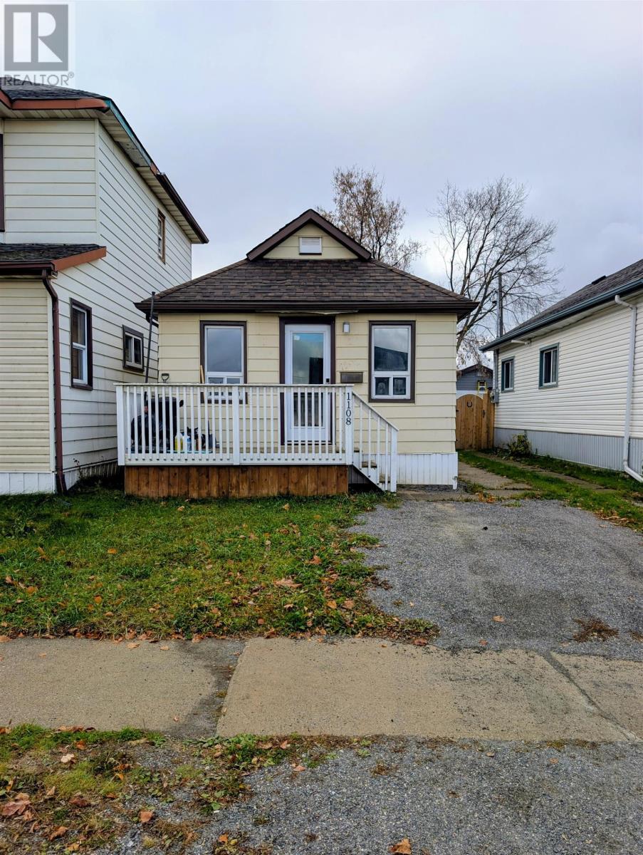 1108 Frederica St W, Thunder Bay, Ontario  P7E 3Y2 - Photo 16 - TB253351