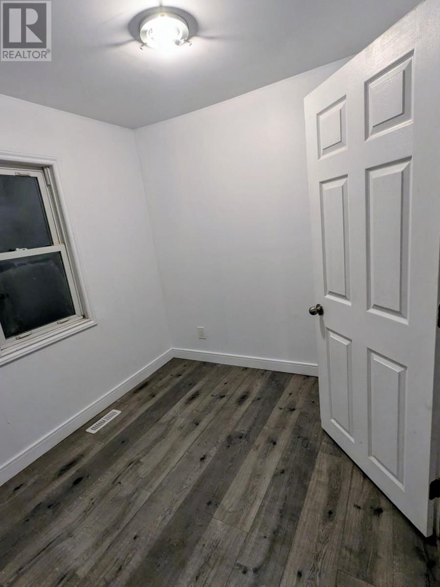 1108 Frederica St W, Thunder Bay, Ontario  P7E 3Y2 - Photo 9 - TB253351