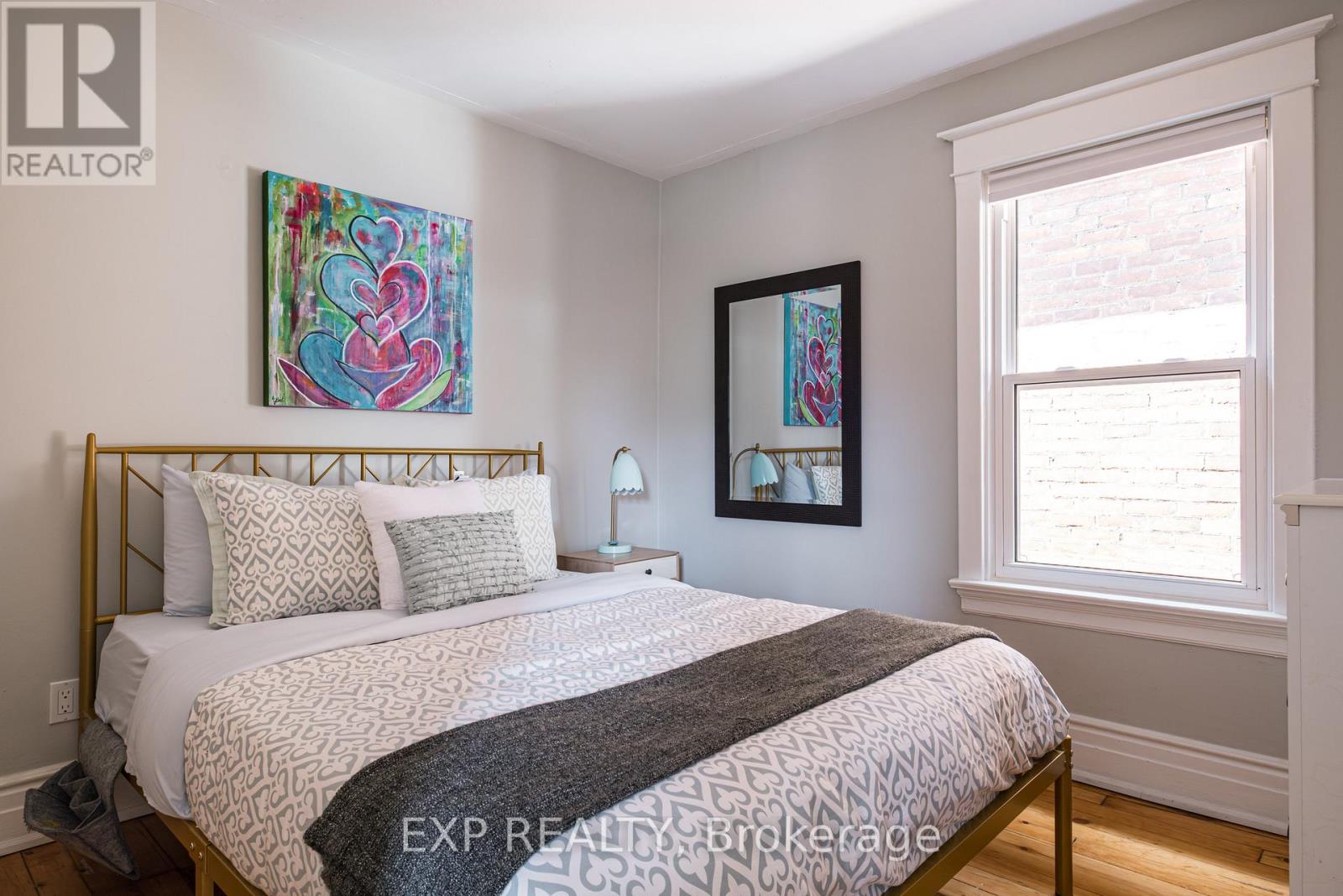 14 Chatham Street, Hamilton, Ontario  L8P 2B2 - Photo 25 - X12550152