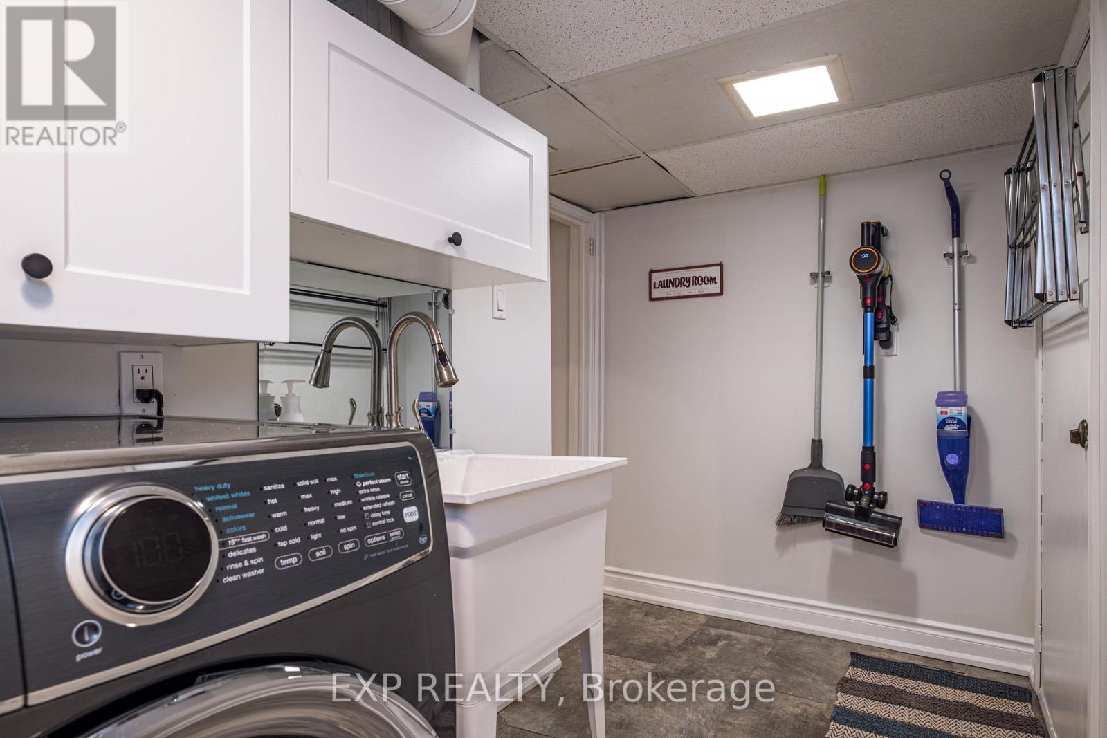 14 Chatham Street, Hamilton, Ontario  L8P 2B2 - Photo 36 - X12550152