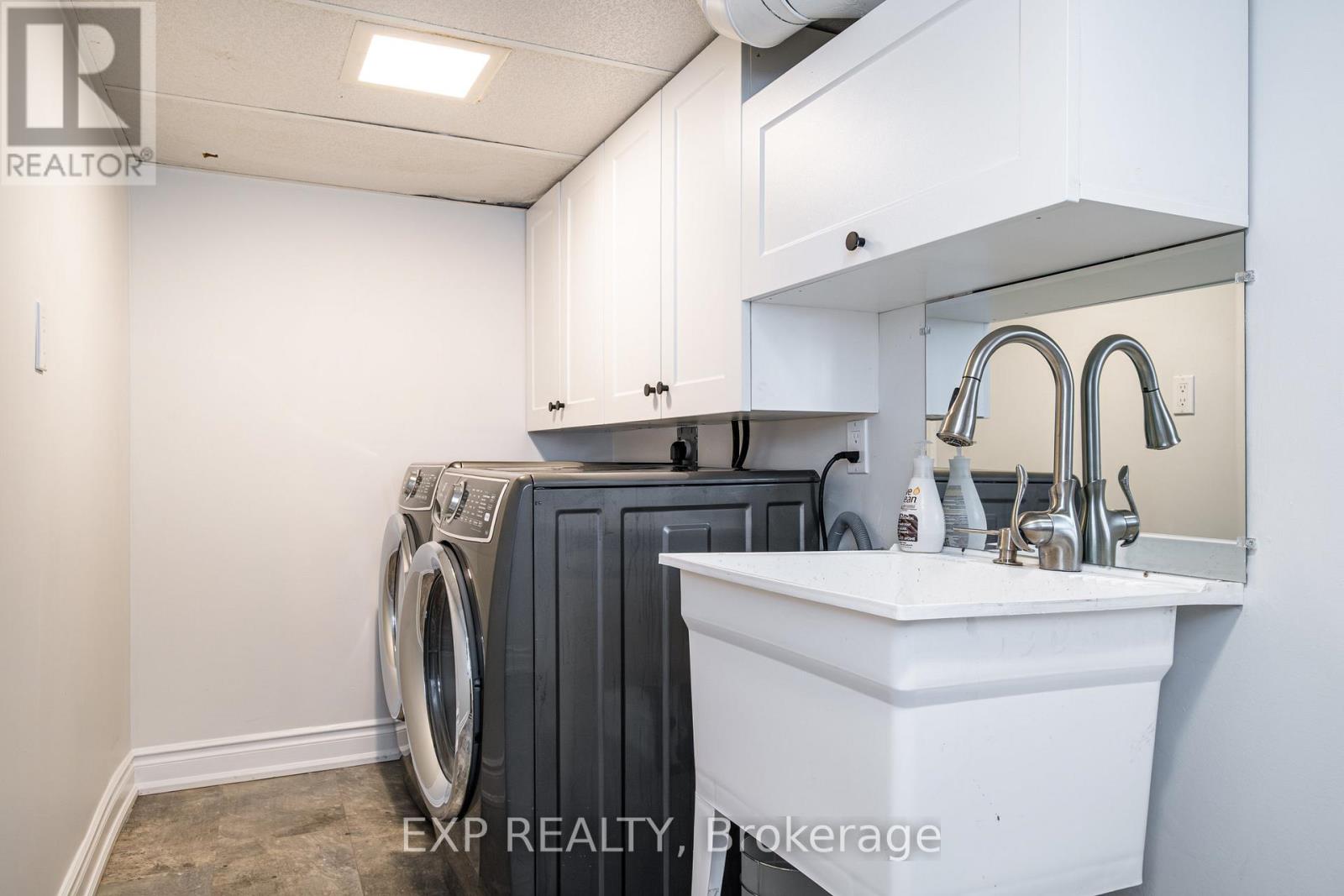 14 Chatham Street, Hamilton, Ontario  L8P 2B2 - Photo 37 - X12550152