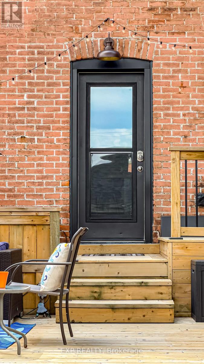 14 Chatham Street, Hamilton, Ontario  L8P 2B2 - Photo 39 - X12550152