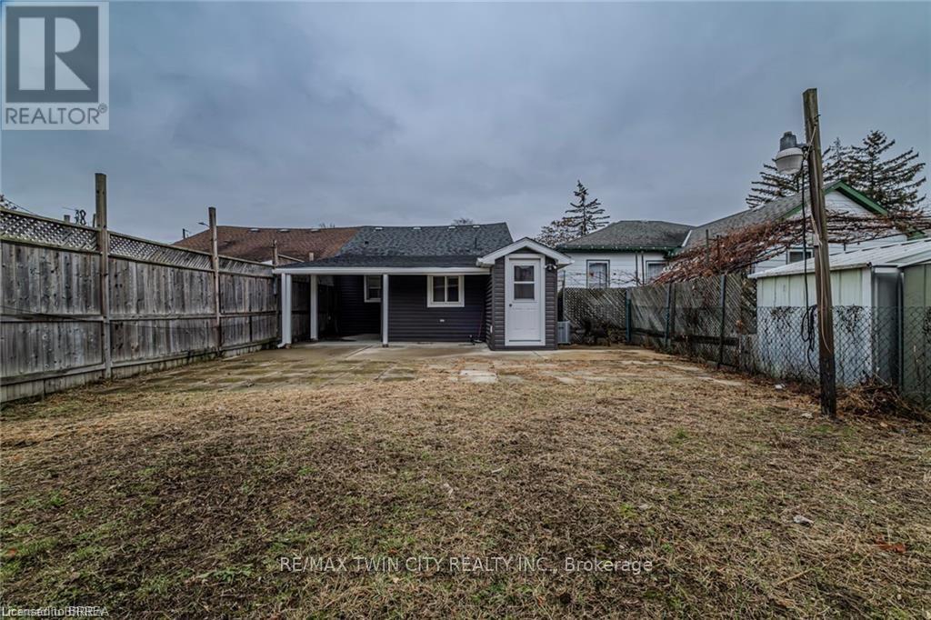 5 Halls Avenue, Brantford, Ontario  N3T 3X2 - Photo 33 - X12550170