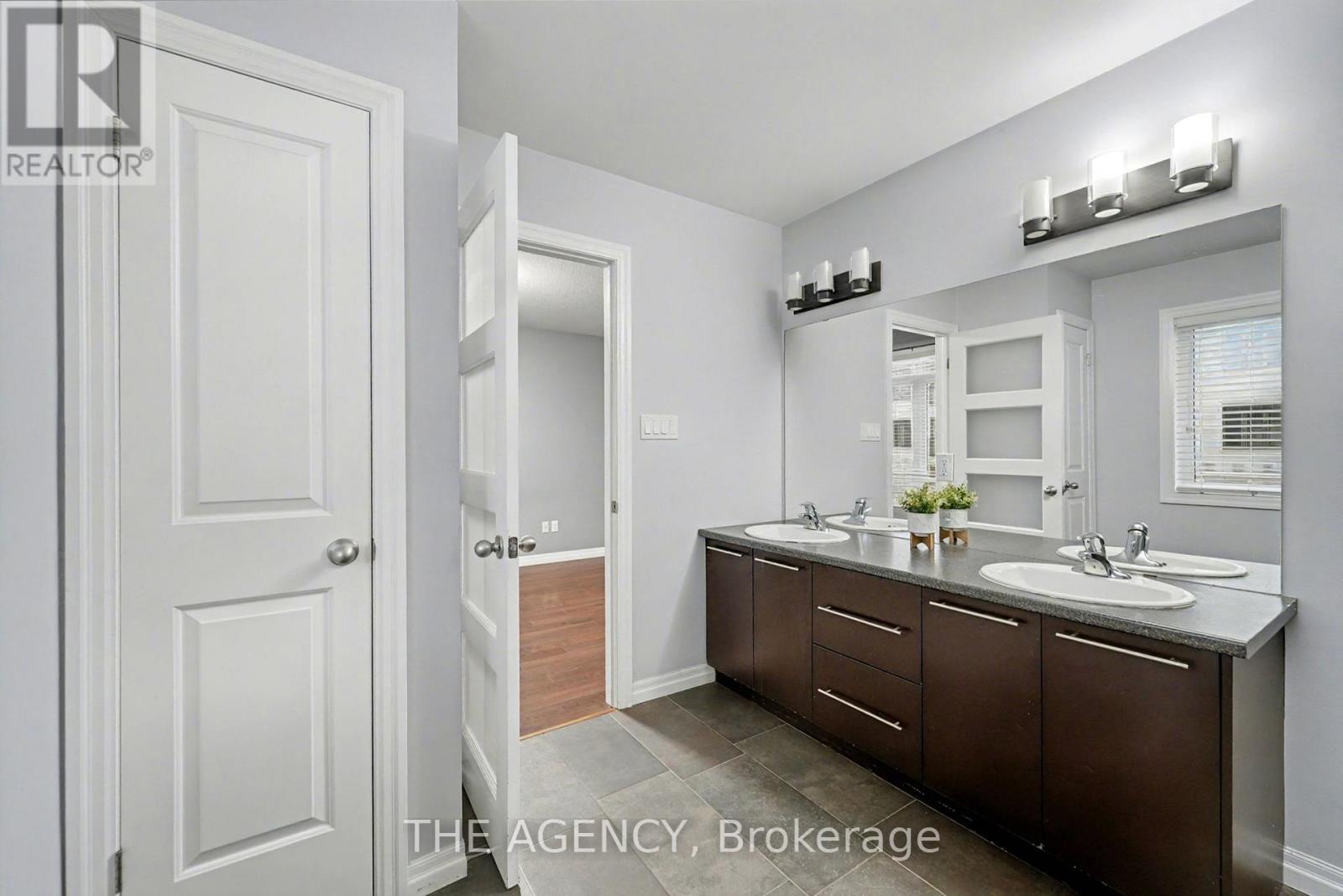 59 - 112 N Centre Road, London North, Ontario  N5X 0G9 - Photo 22 - X12550206