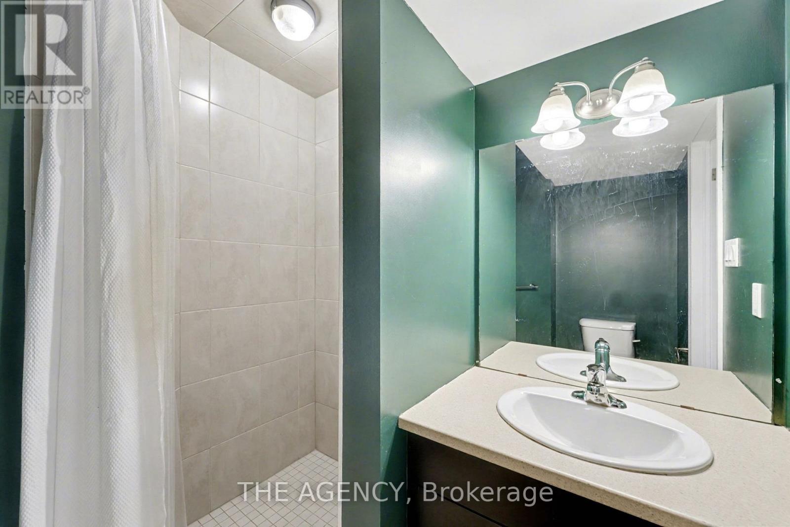 59 - 112 N Centre Road, London North, Ontario  N5X 0G9 - Photo 31 - X12550206