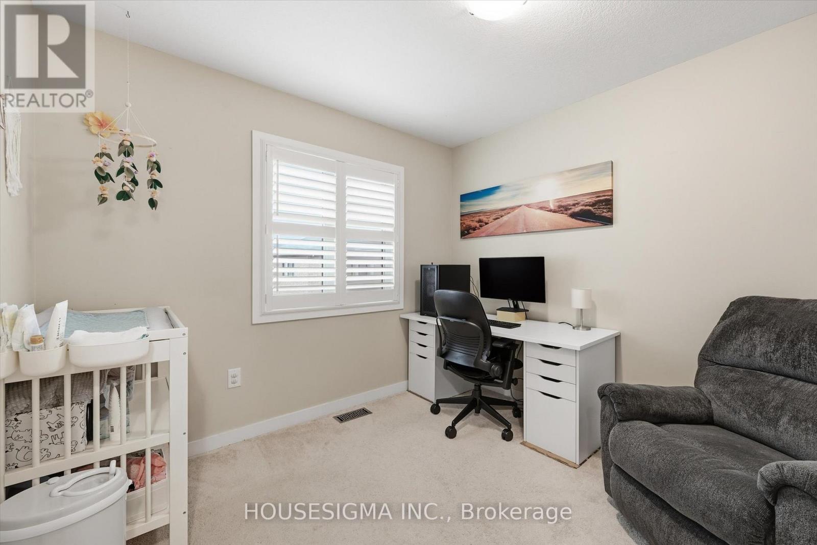 116 Scarletwood Street, Hamilton, Ontario  L8J 0K8 - Photo 28 - X12550214