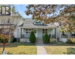 921 MOY AVENUE, Windsor, Ontario