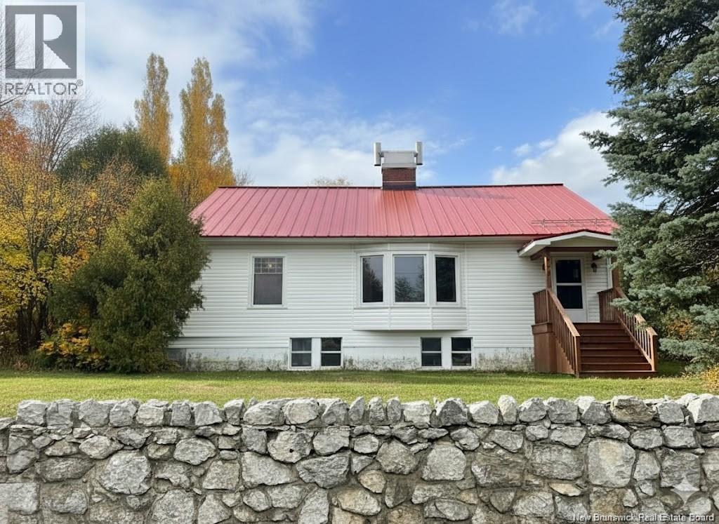 775 Murray Avenue, Bathurst, New Brunswick