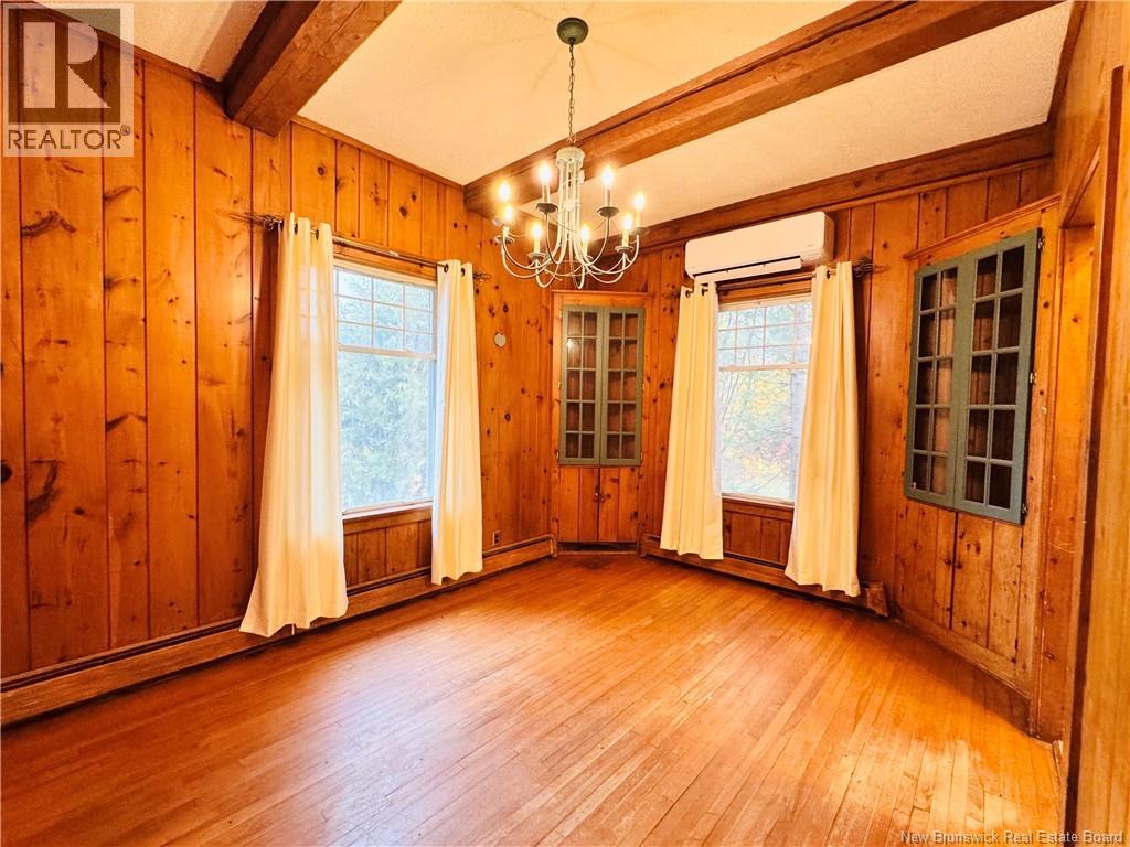 775 Murray Avenue, Bathurst, New Brunswick  E2A 1V3 - Photo 7 - NB126065