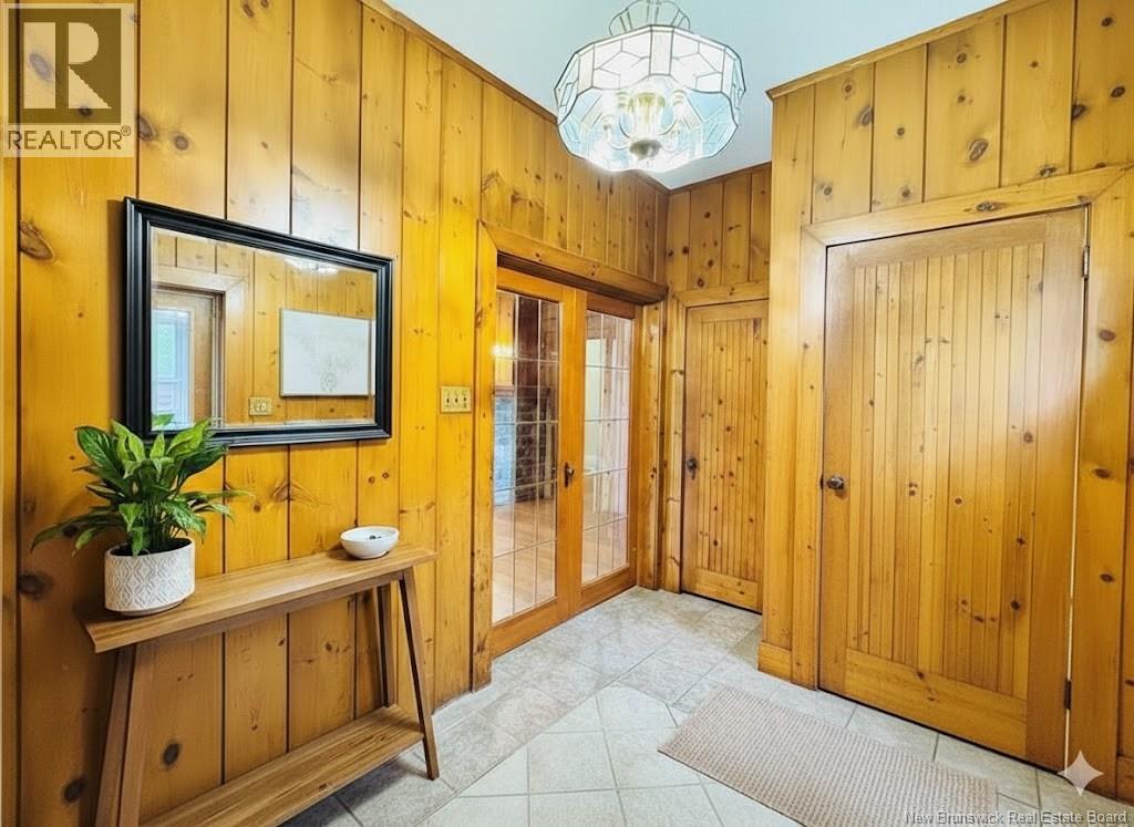 775 Murray Avenue, Bathurst, New Brunswick  E2A 1V3 - Photo 21 - NB126065