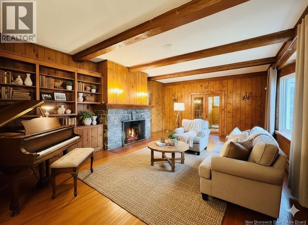 775 Murray Avenue, Bathurst, New Brunswick  E2A 1V3 - Photo 8 - NB126065