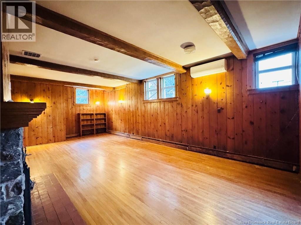 775 Murray Avenue, Bathurst, New Brunswick  E2A 1V3 - Photo 29 - NB126065