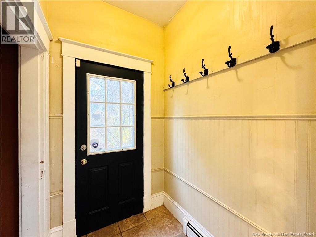 775 Murray Avenue, Bathurst, New Brunswick  E2A 1V3 - Photo 33 - NB126065