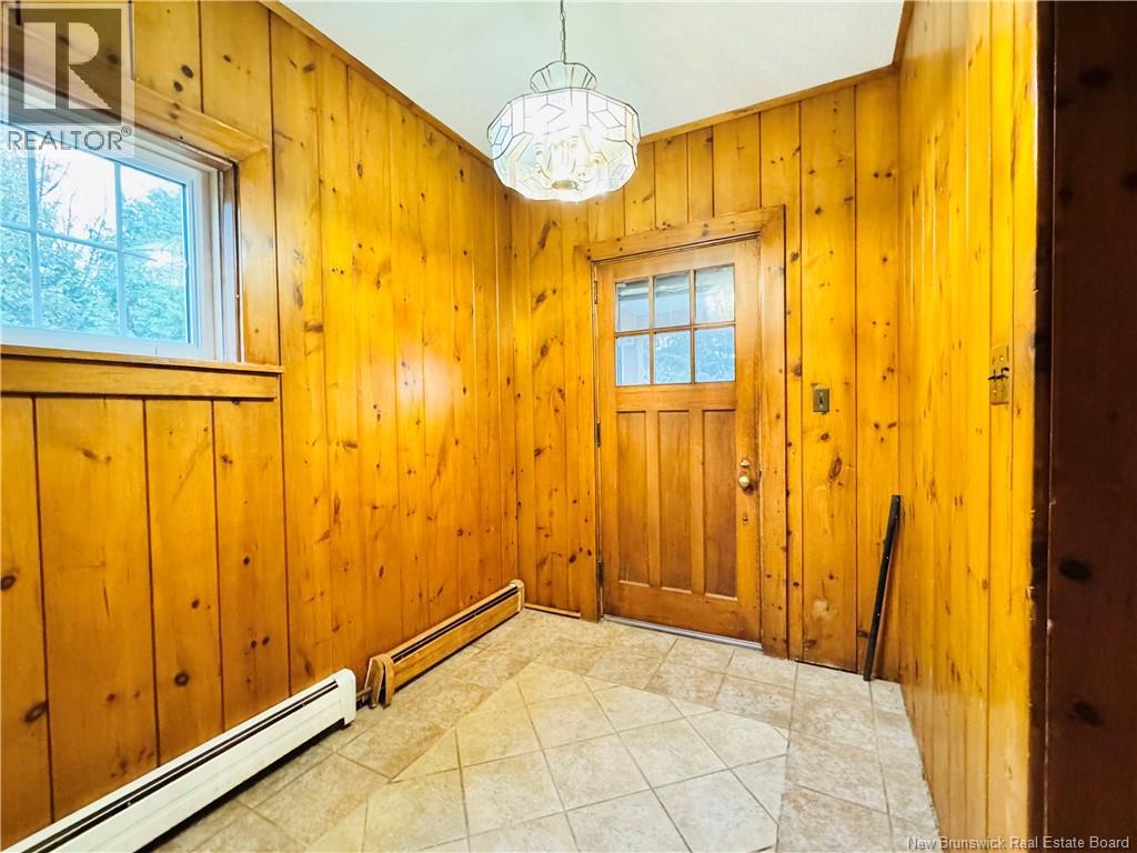 775 Murray Avenue, Bathurst, New Brunswick  E2A 1V3 - Photo 23 - NB126065