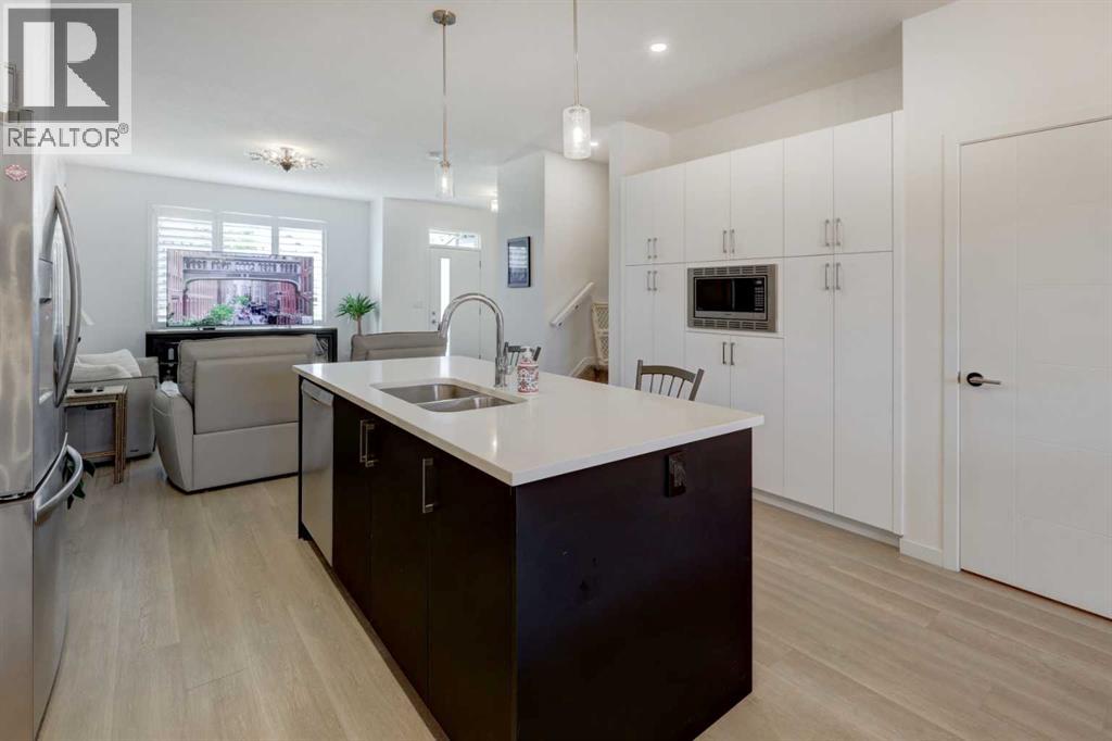 137 South Point Greenway Sw, Airdrie, Alberta  T4B 5J3 - Photo 11 - A2243301