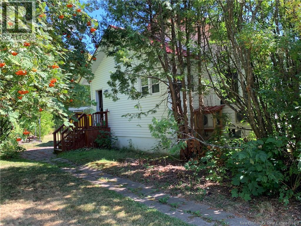 775 Murray Avenue, Bathurst, New Brunswick  E2A 1V3 - Photo 47 - NB126065