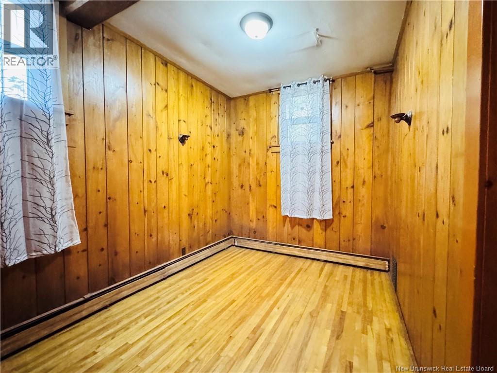 775 Murray Avenue, Bathurst, New Brunswick  E2A 1V3 - Photo 31 - NB126065