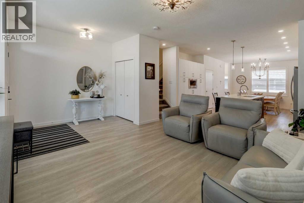 137 South Point Greenway Sw, Airdrie, Alberta  T4B 5J3 - Photo 14 - A2243301