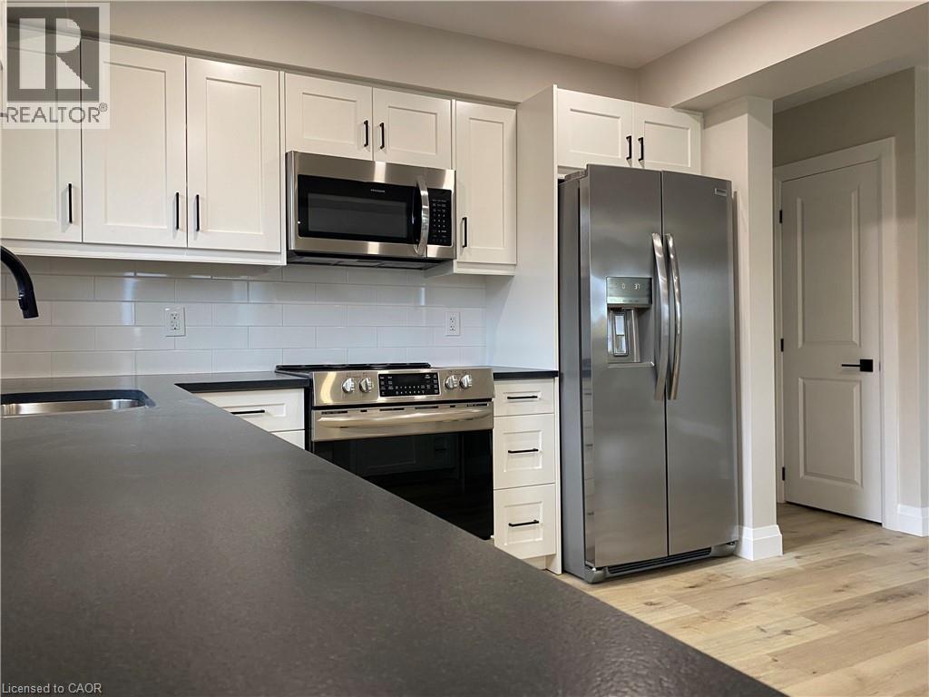 1067 Bernhardt Street, Cambridge, Ontario  N3H 2X9 - Photo 6 - 40785667