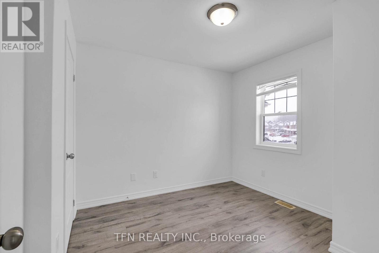 9 Isabella Drive, Orillia, Ontario  L3V 0E2 - Photo 16 - S12537844