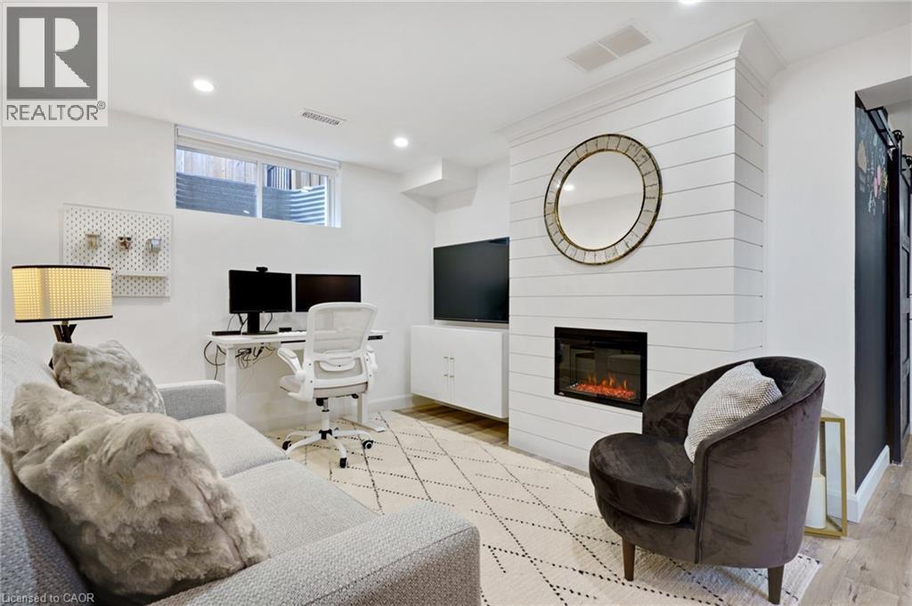 755 Butternut Avenue, Waterloo, Ontario  N2V 2M3 - Photo 32 - 40788131