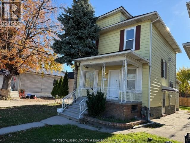941 Cataraqui, Windsor, Ontario N9A 3P7 - Photo 4 - 25028440