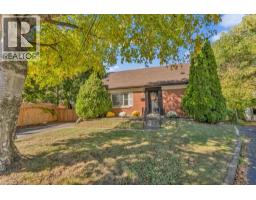 9 ELAINE Court, Hamilton, Ontario