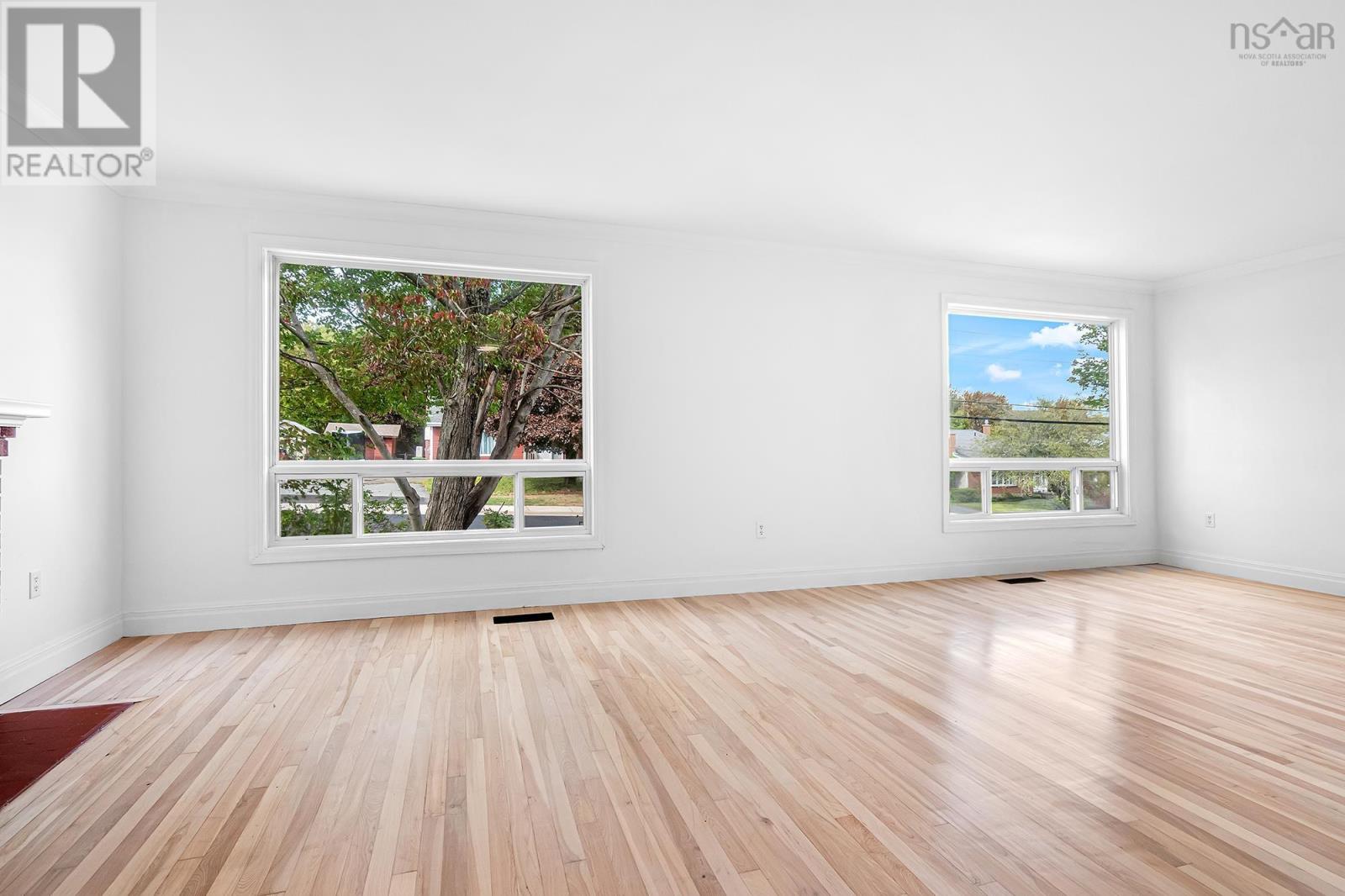 Property at 150 Evans Avenue image 4