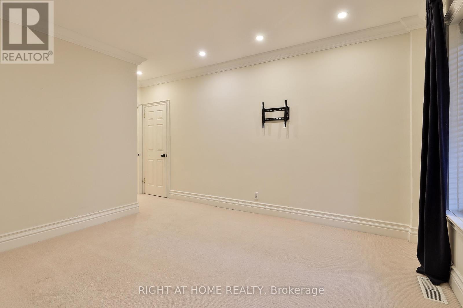 Main - 119 Chaplin Crescent, Toronto, Ontario  M5P 1A6 - Photo 19 - C12550256